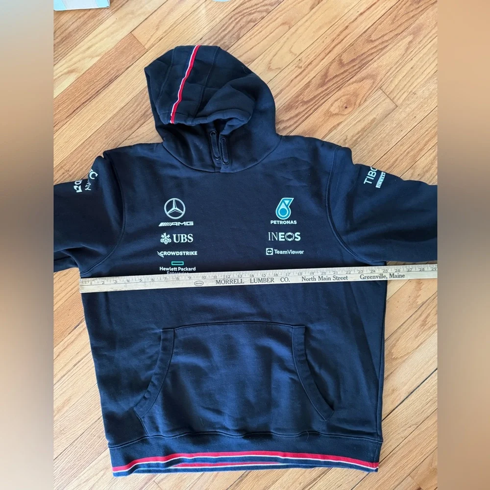 AMG Petronas Tommy Hilfiger F1 Team Hoodie Sponsor Logo  Size XL Mercedes - Picture 4 of 11